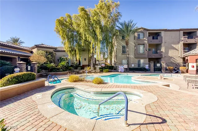 $1,470 | 4400 South Jones Boulevard, Unit 2021, Las Vegas, NV 89103