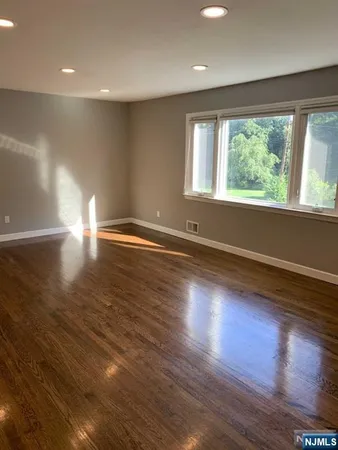 $4,500 | 225 Doxey Drive, Park Ridge, NJ 07656