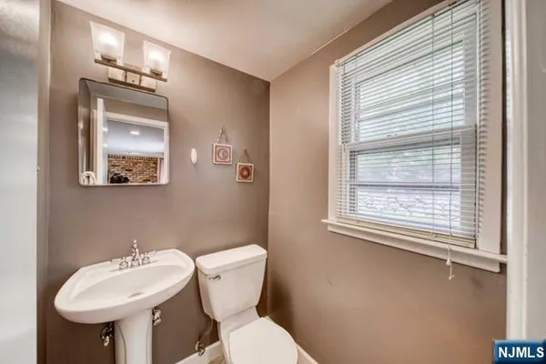 $4,500 | 225 Doxey Drive, Park Ridge, NJ 07656