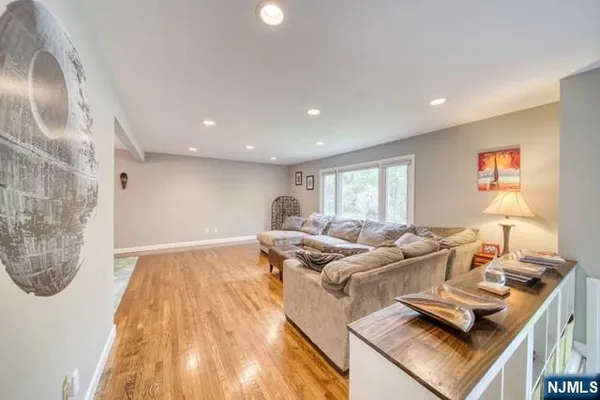 $4,500 | 225 Doxey Drive, Park Ridge, NJ 07656
