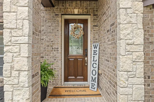 $499,999 | 2517 Legacy Meadows Lane, Conroe, TX 77304