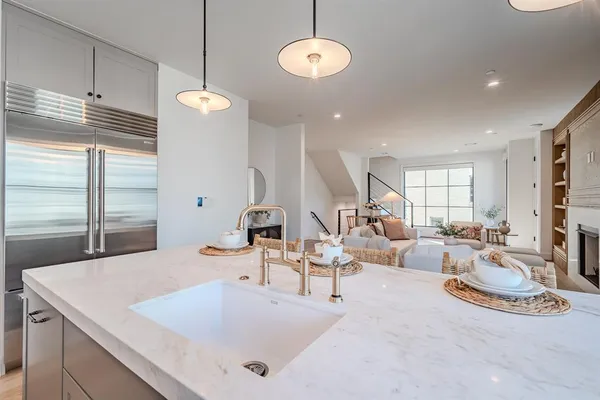 $7,750 | 4114 Emerson Avenue, Unit 4, University Park, TX 75205