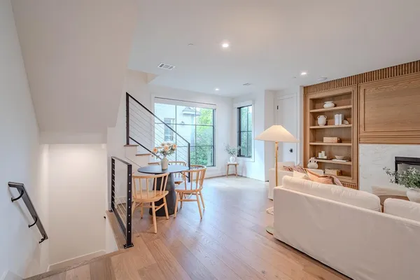 $7,750 | 4114 Emerson Avenue, Unit 4, University Park, TX 75205