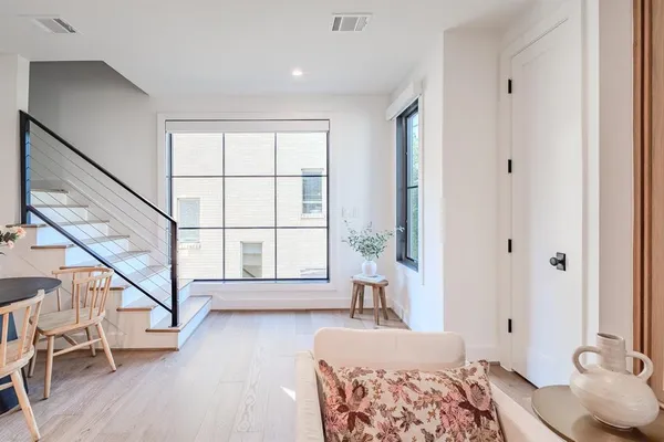 $7,750 | 4114 Emerson Avenue, Unit 4, University Park, TX 75205