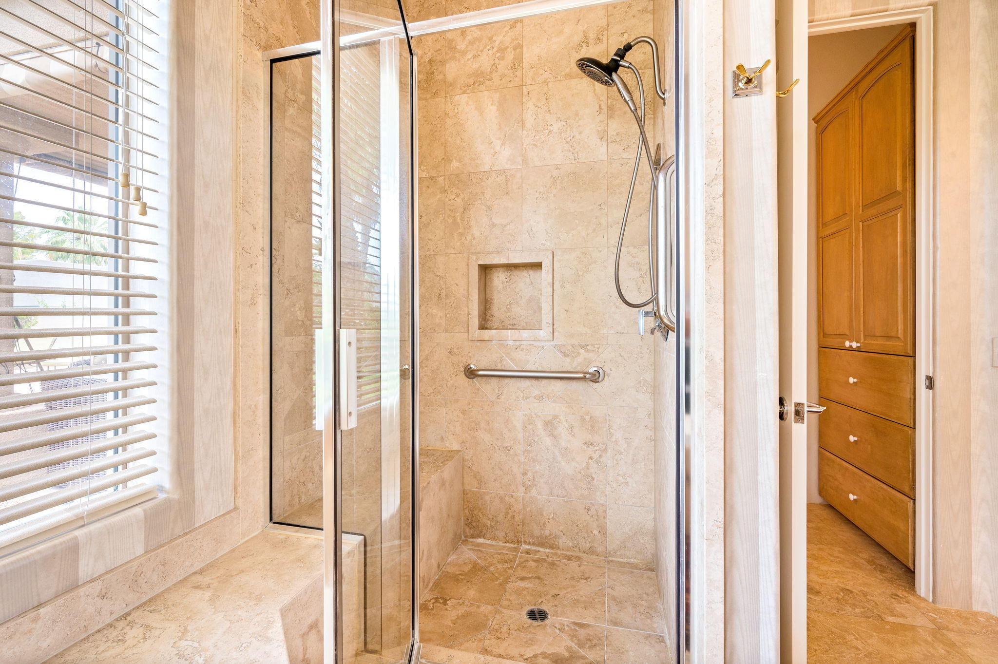 70615 Sunny Lane Rancho Mirage, CA 92270 - Photo 25 of 41 a bathroom with a shower