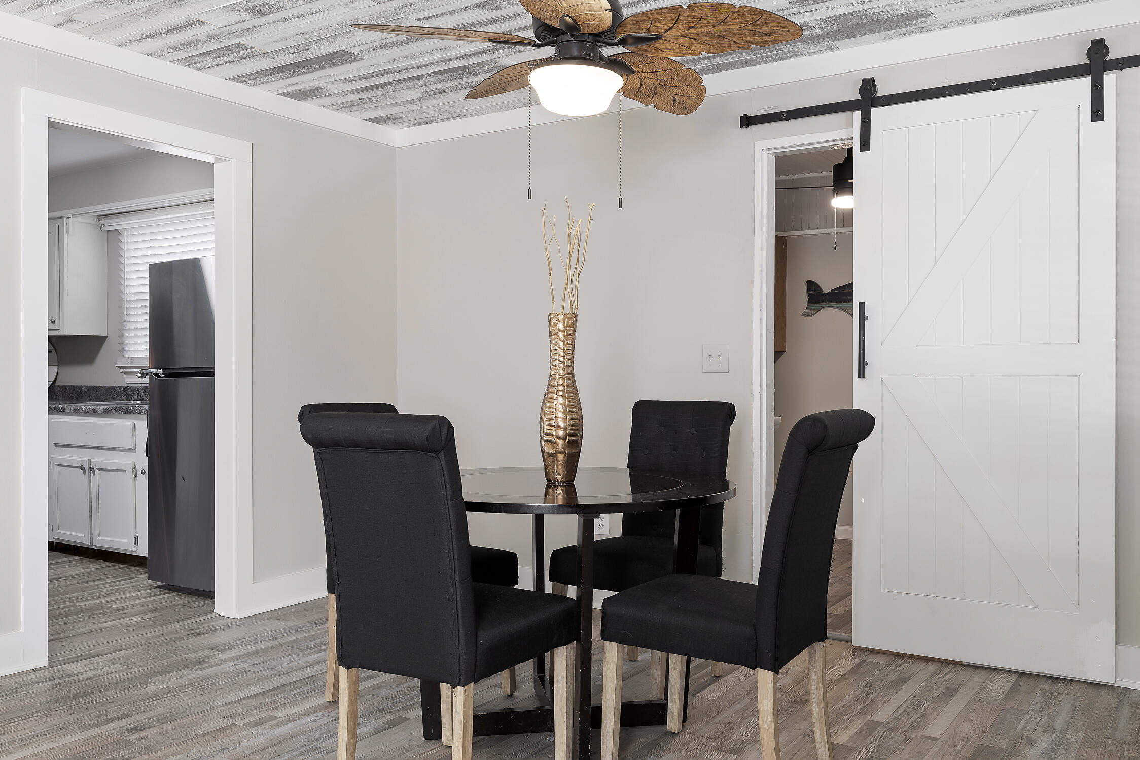 4239 Norcross Road Hixson, TN 37343 - Photo 12 of 32 Dining to Kitchen