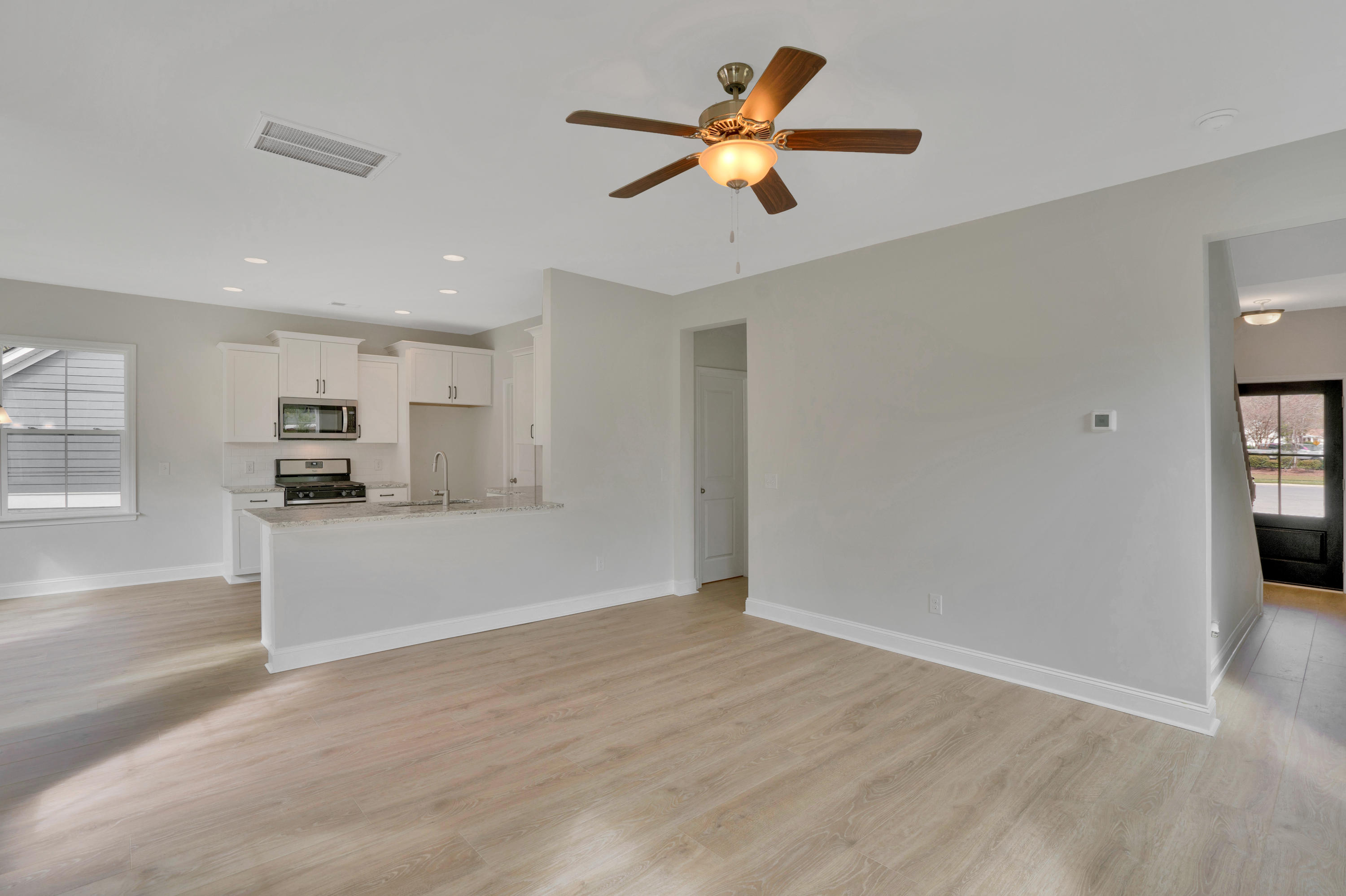 730 Sportsman Road Moncks Corner, SC 29461 - Photo 6 of 43 SDH05697