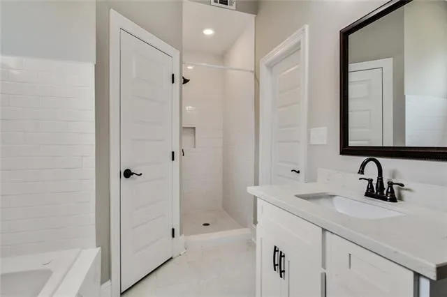 $1,975 | 2129 Dumaine Street, New Orleans, LA 70116