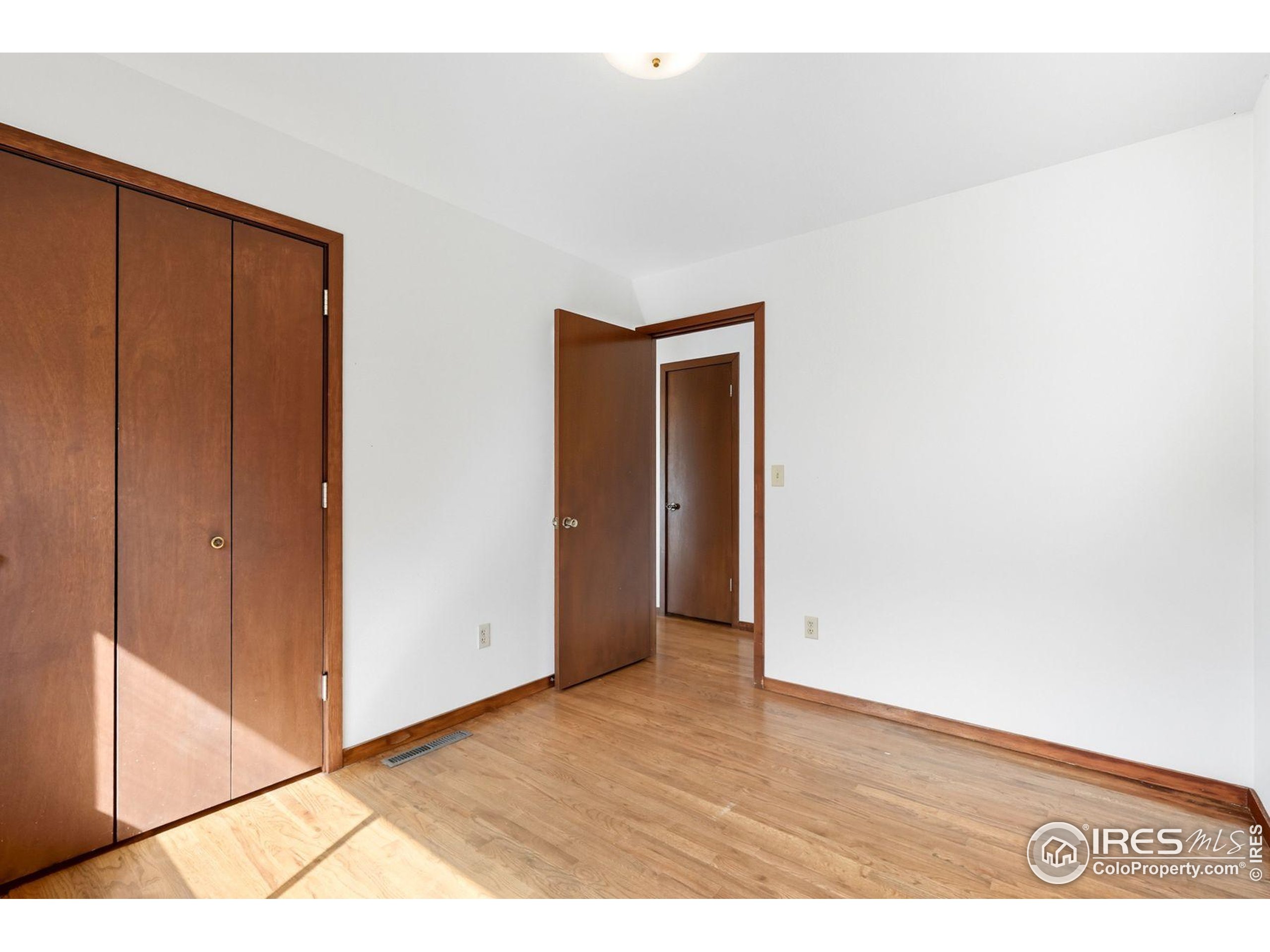 1037 Wagonwheel Gap Road Boulder, CO 80304 - Photo 36 of 43 a view of an empty room