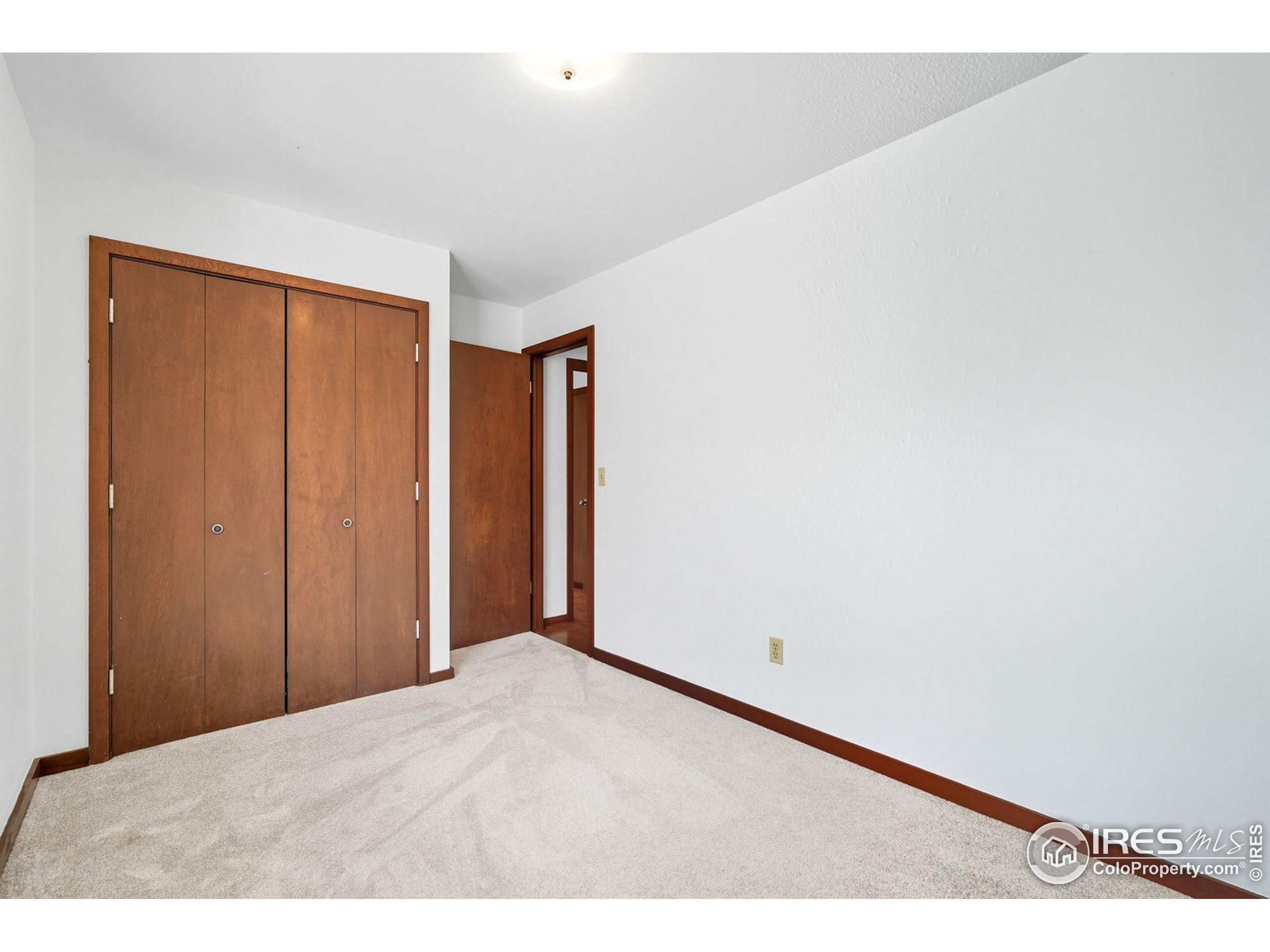 1037 Wagonwheel Gap Road Boulder, CO 80304 - Photo 38 of 43 a view of an empty room