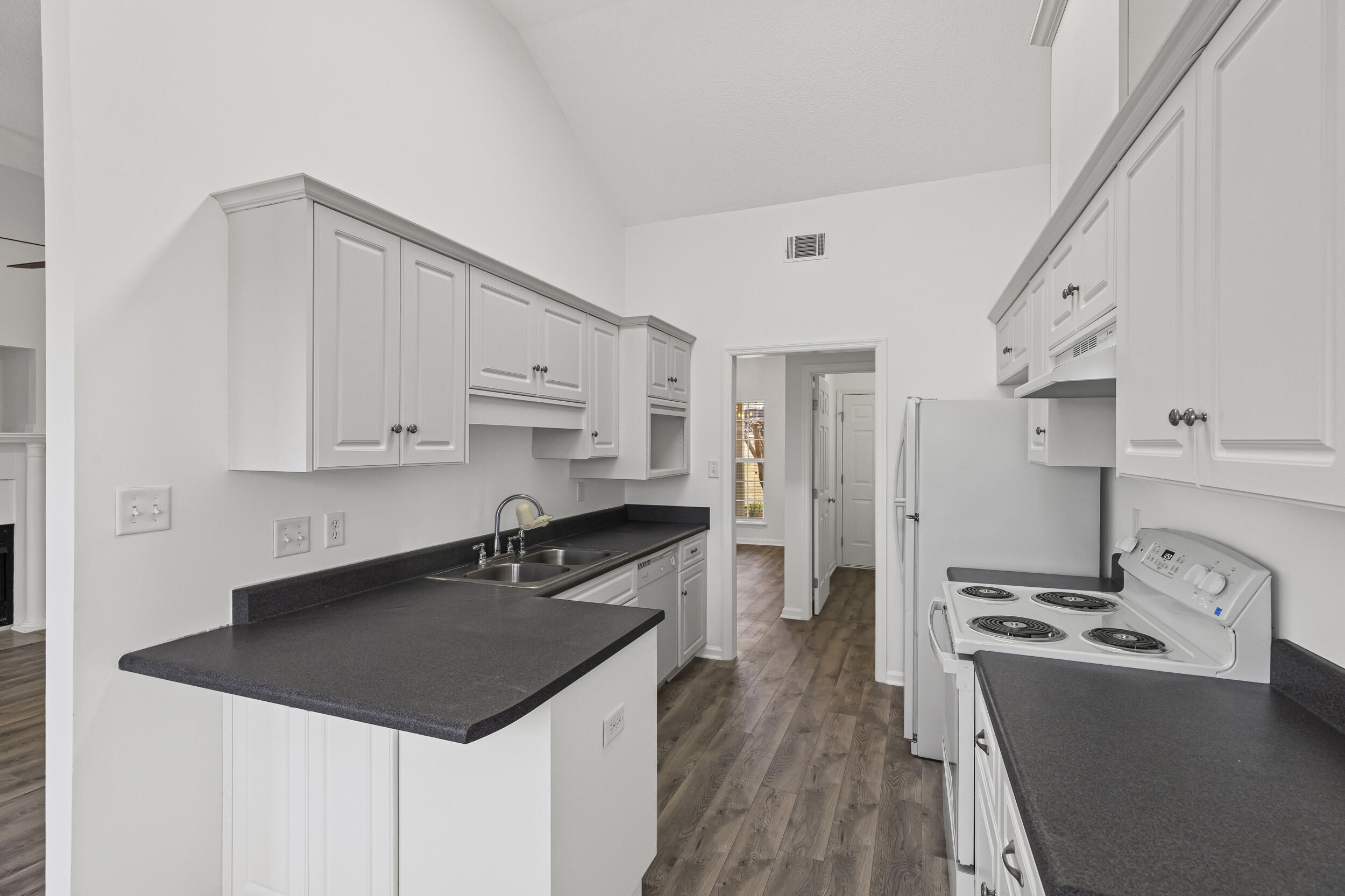 112 Tyler Street Grovetown, GA 30813 - Photo 15 of 29 2026-01-22_112_tyler_st-srm-14