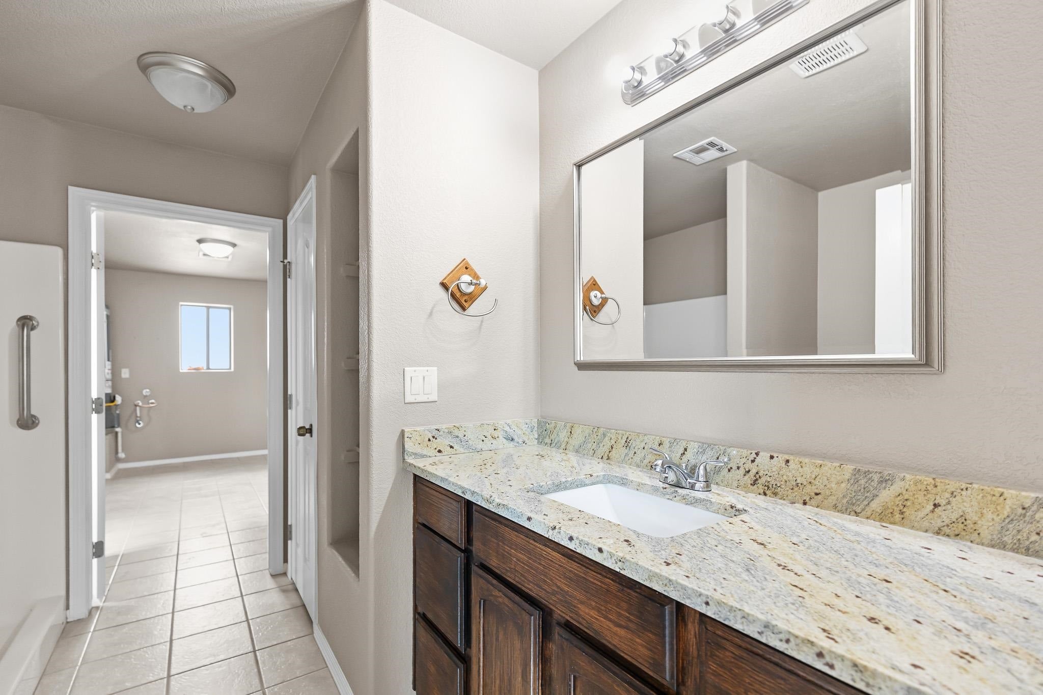 98 Derbyshire Road Tularosa, NM 88352 - Photo 22 of 55 Gallery Image 22