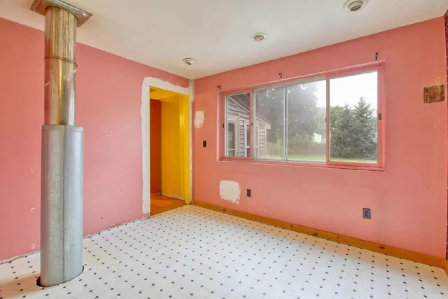 $355,000 | 98 Meadow Road, Milton, VT 05468