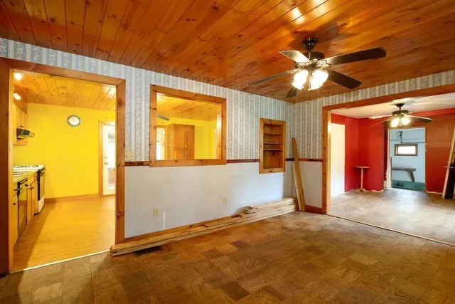 $355,000 | 98 Meadow Road, Milton, VT 05468