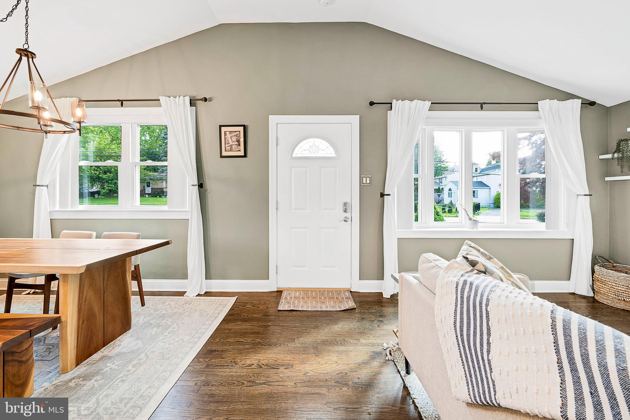 669 Brooke Road Glenside, PA 19038 - Photo 3 of 49 Gallery Image 3