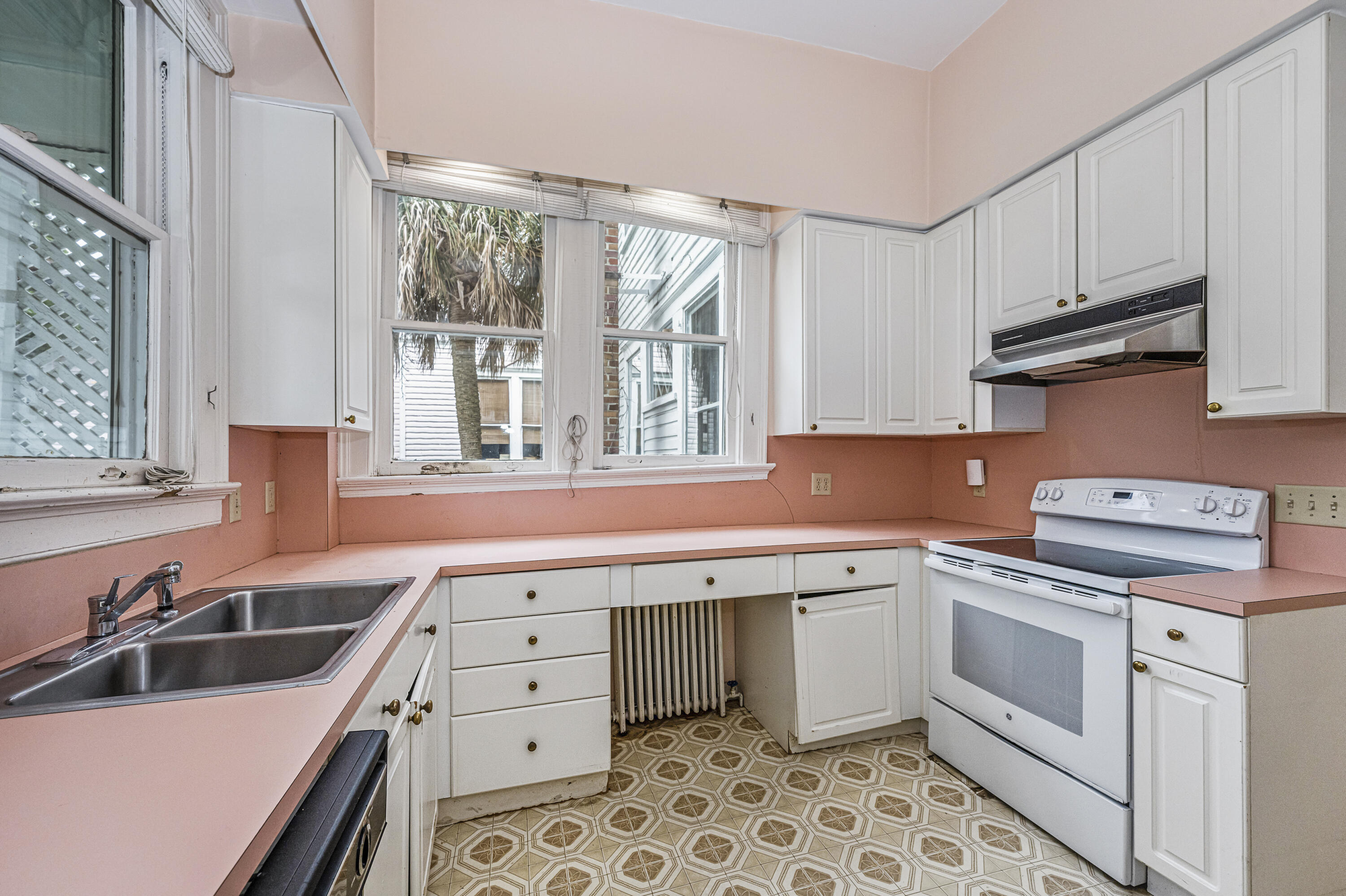 124 Rutledge Avenue Charleston, SC 29401 - Photo 15 of 45 124RutledgeAve21
