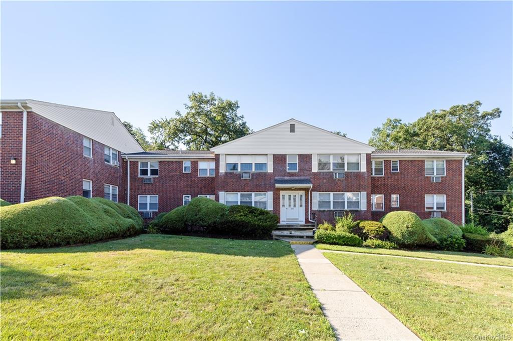 223 North Middletown Road, Unit E, Pearl River, NY 10965 Compass