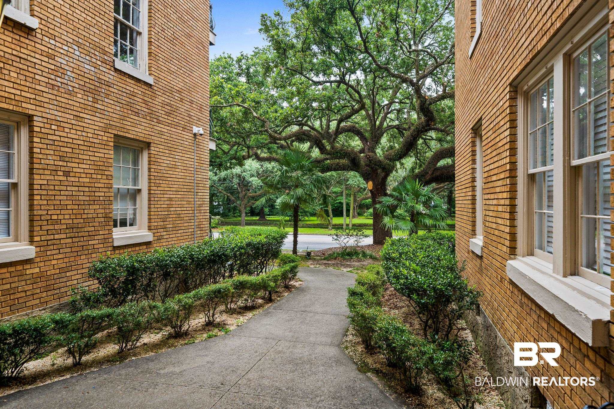 1602 Government Street, Unit 2D Mobile, AL 36604 - Photo 5 of 17