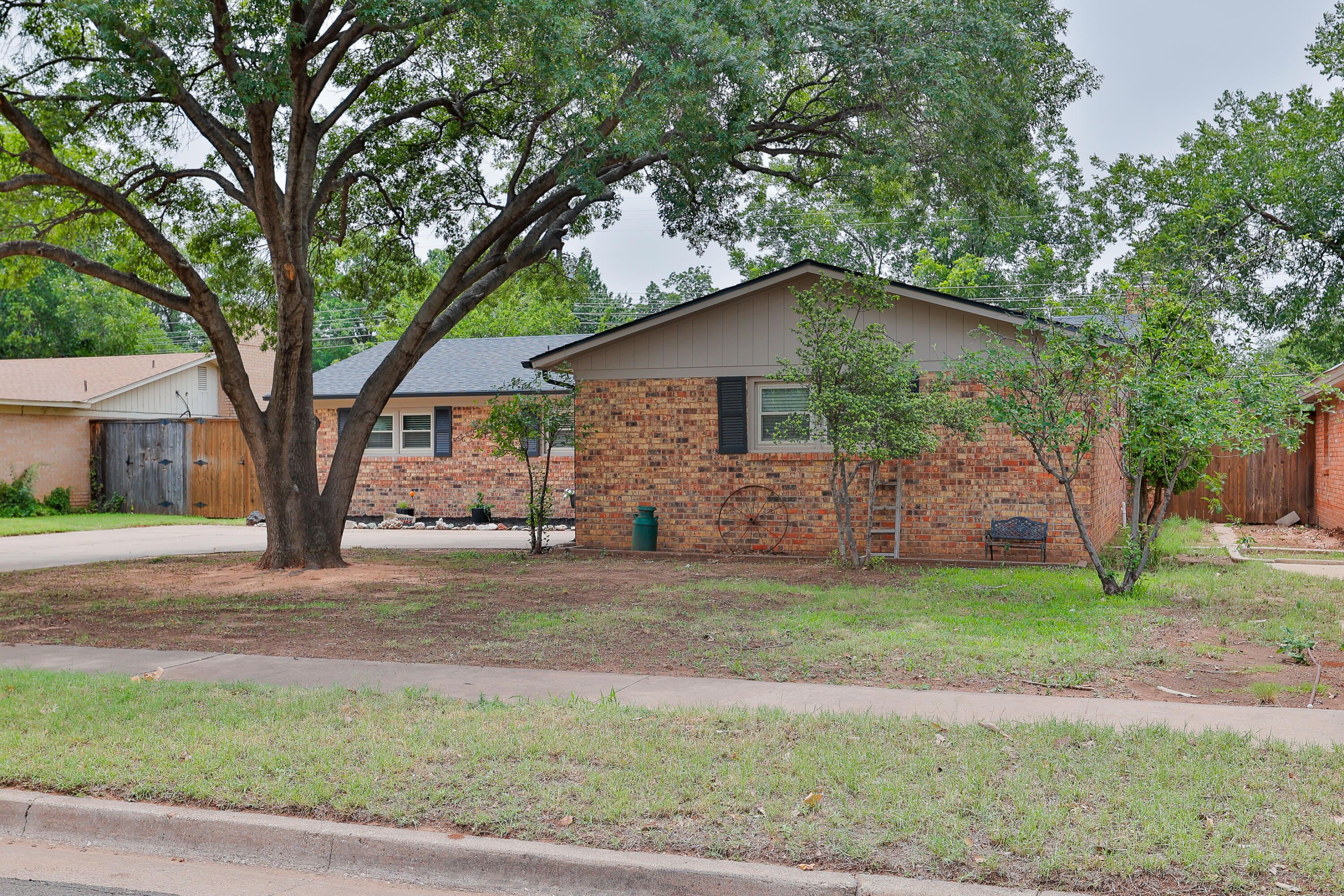 3607 60th Street Lubbock, TX 79413 - Photo 2 of 45 3607-60th-002
