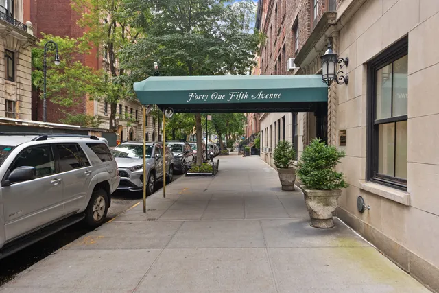 $1,075,000 | 41 5th Avenue, Unit 1F | Greenwich Village