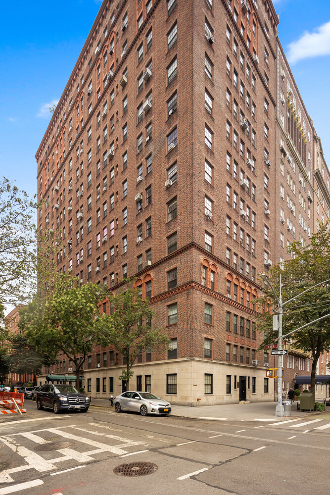 41 5th Avenue, Unit 1F Manhattan, NY 10003 - Photo 14 of 17