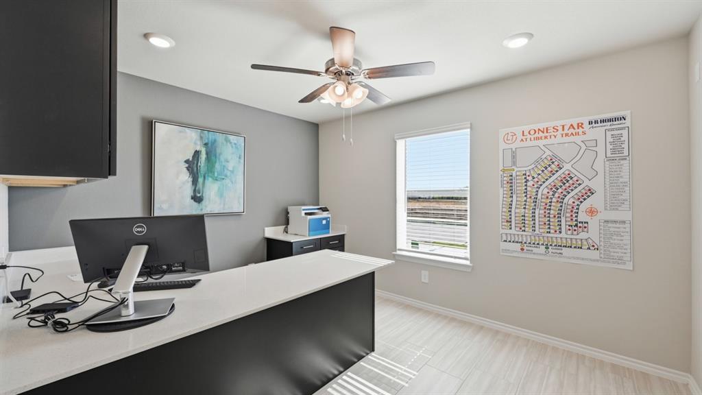 16424 Hudson Pr Way Justin, TX 76247 - Photo 18 of 31