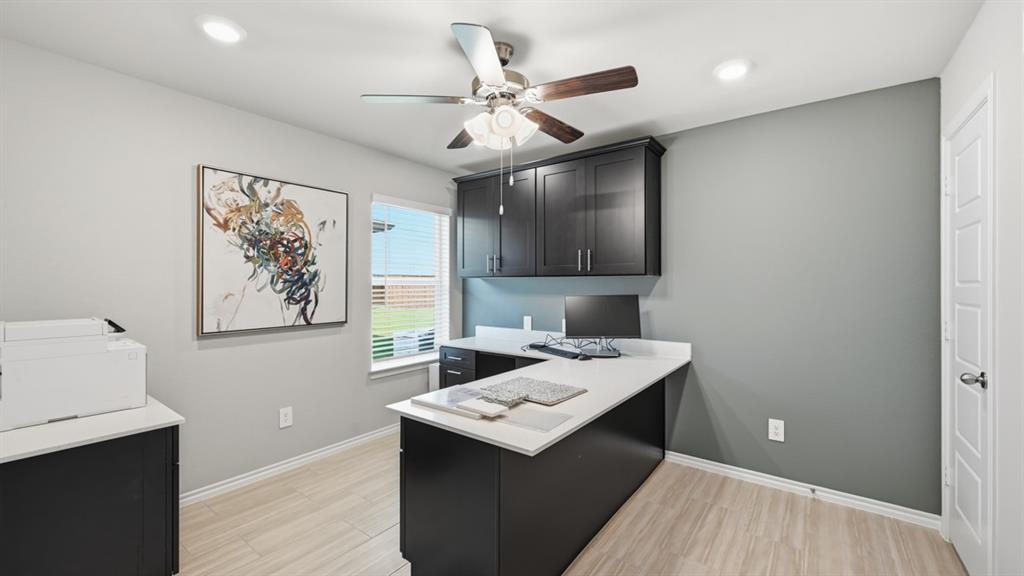 16424 Hudson Pr Way Justin, TX 76247 - Photo 22 of 31