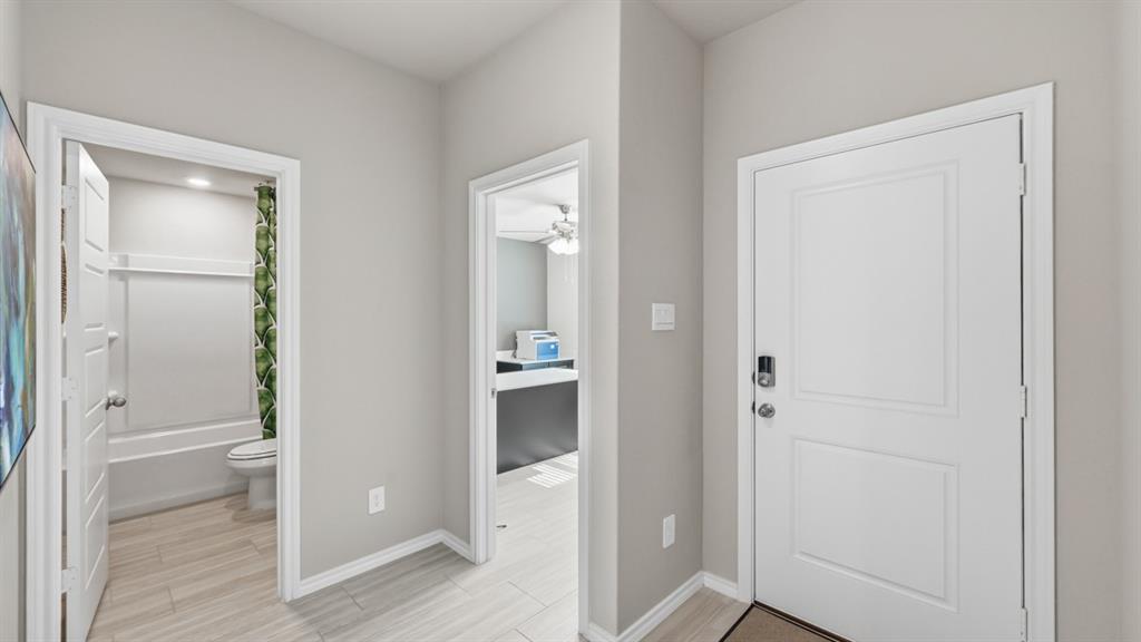 16424 Hudson Pr Way Justin, TX 76247 - Photo 25 of 31