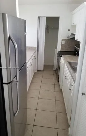 $1,900 | 399 Northwest 72nd Avenue, Unit 305, Miami, FL 33126
