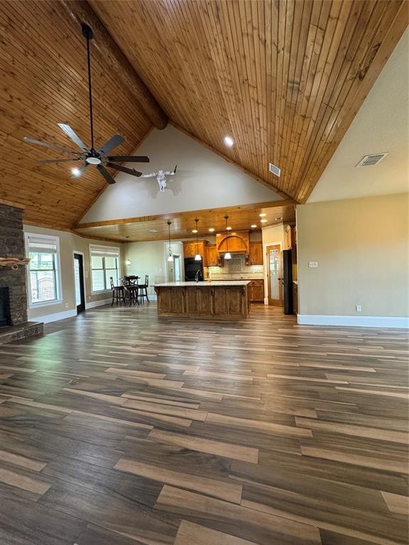 151 Smith Road Gladewater, TX 75647 - Photo 8 of 40