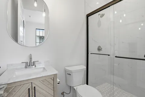 $799,900 | 527 East North Street, Indianapolis, IN 46204