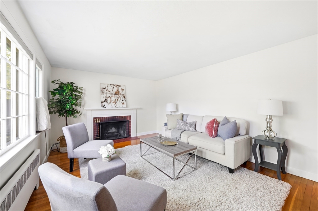 6 Brookside Avenue Lexington, MA 02421 - Photo 4 of 42