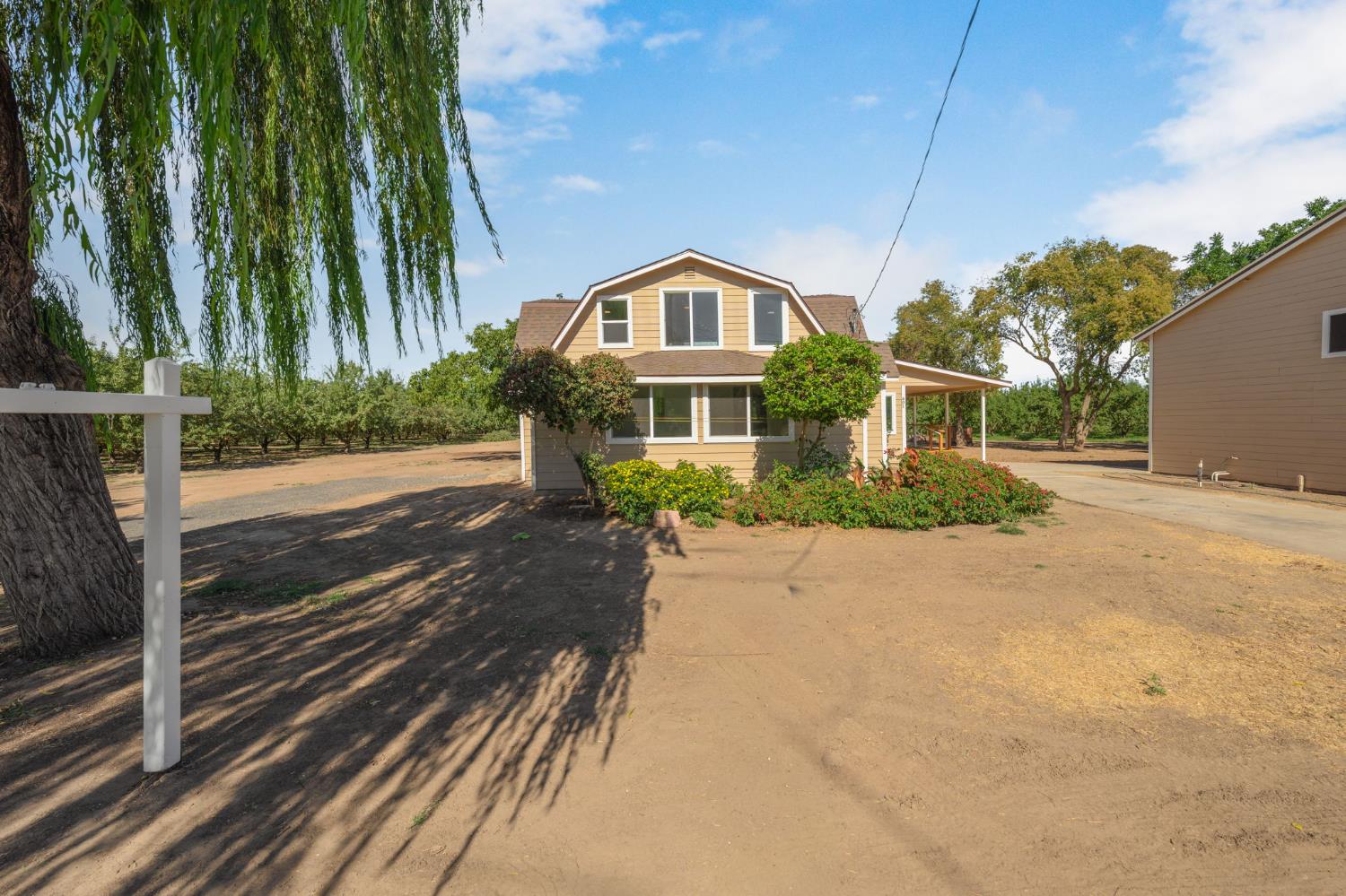 401 North Indiana Avenue Modesto, CA 95357 - Photo 2 of 80