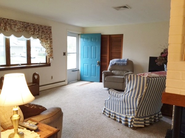 1 Rindge Road Beverly, MA 01915 - Photo 7 of 18 Gallery Image 7
