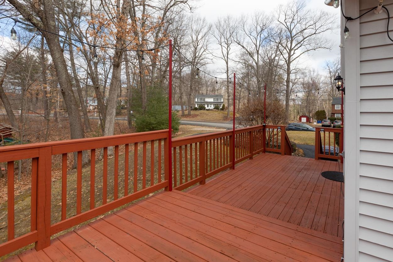 28 Juniper Road, Unit R Derry, NH 03038 - Photo 3 of 40