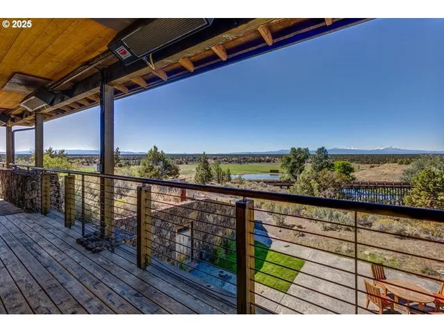 a view of an ocean beach