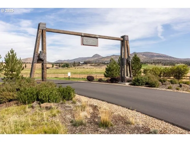 $1,999,000 | 649 South W Brasada Ranch Road, Powell Butte, OR 97753