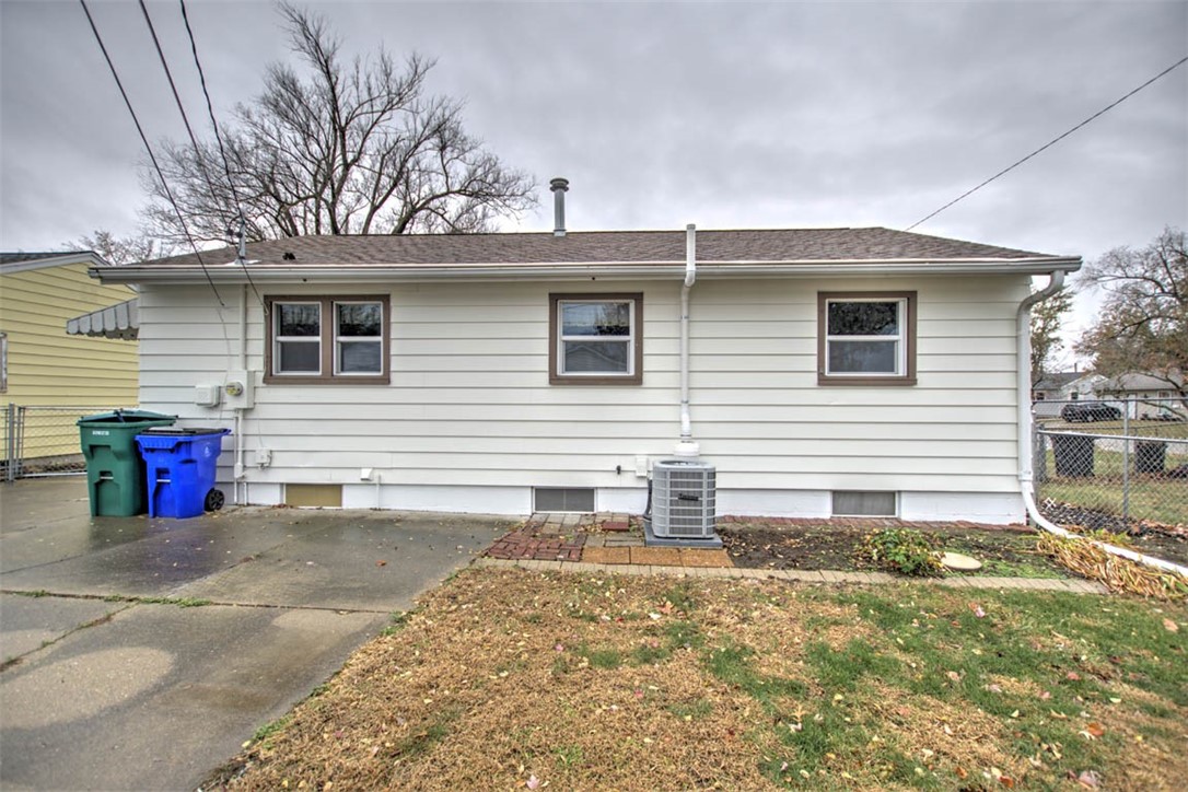 14 Carroll Drive Decatur, IL 62521 - Photo 19 of 22 Gallery Image 19