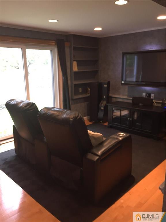 16 Rittner Lane Old Bridge, NJ 08857 - Photo 12 of 20 Gallery Image 12