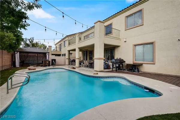 $649,000 | 3921 Ravens Court, North Las Vegas, NV 89032