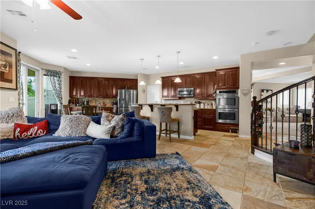 $649,000 | 3921 Ravens Court, North Las Vegas, NV 89032