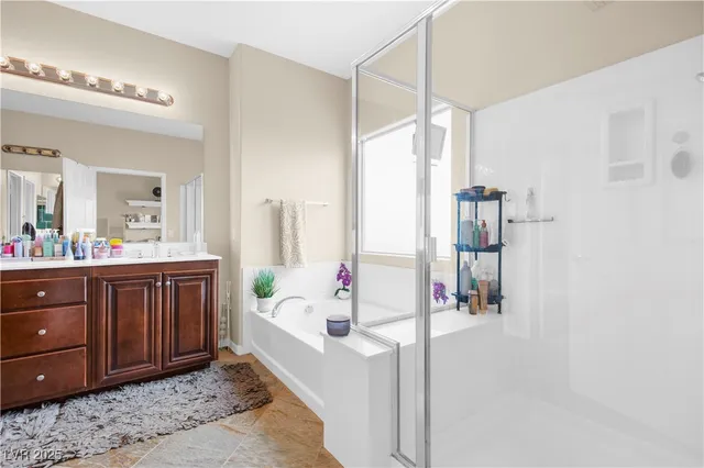 $649,000 | 3921 Ravens Court, North Las Vegas, NV 89032