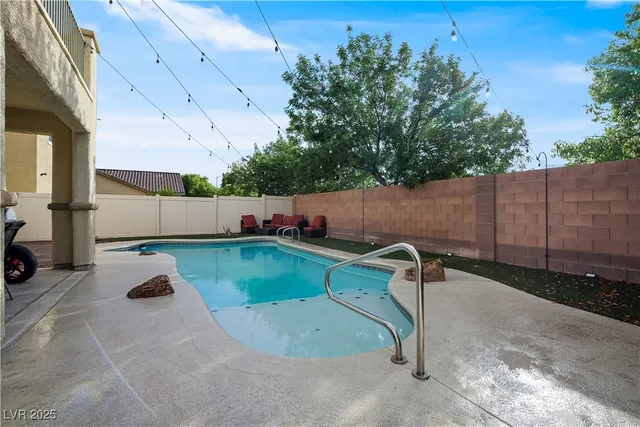 $649,000 | 3921 Ravens Court, North Las Vegas, NV 89032