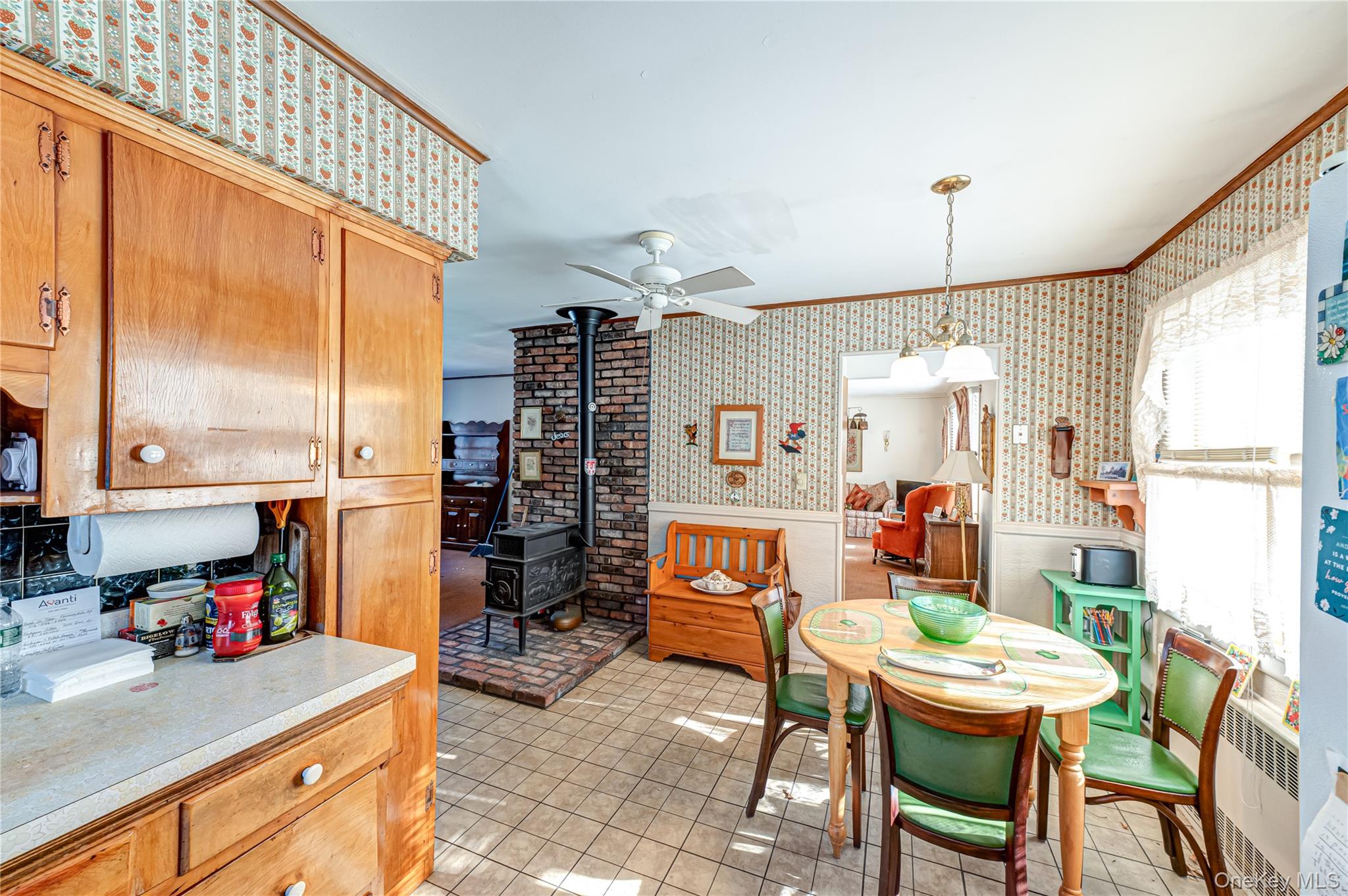 67 Edgewood Road West Islip, NY 11795 - Photo 16 of 29