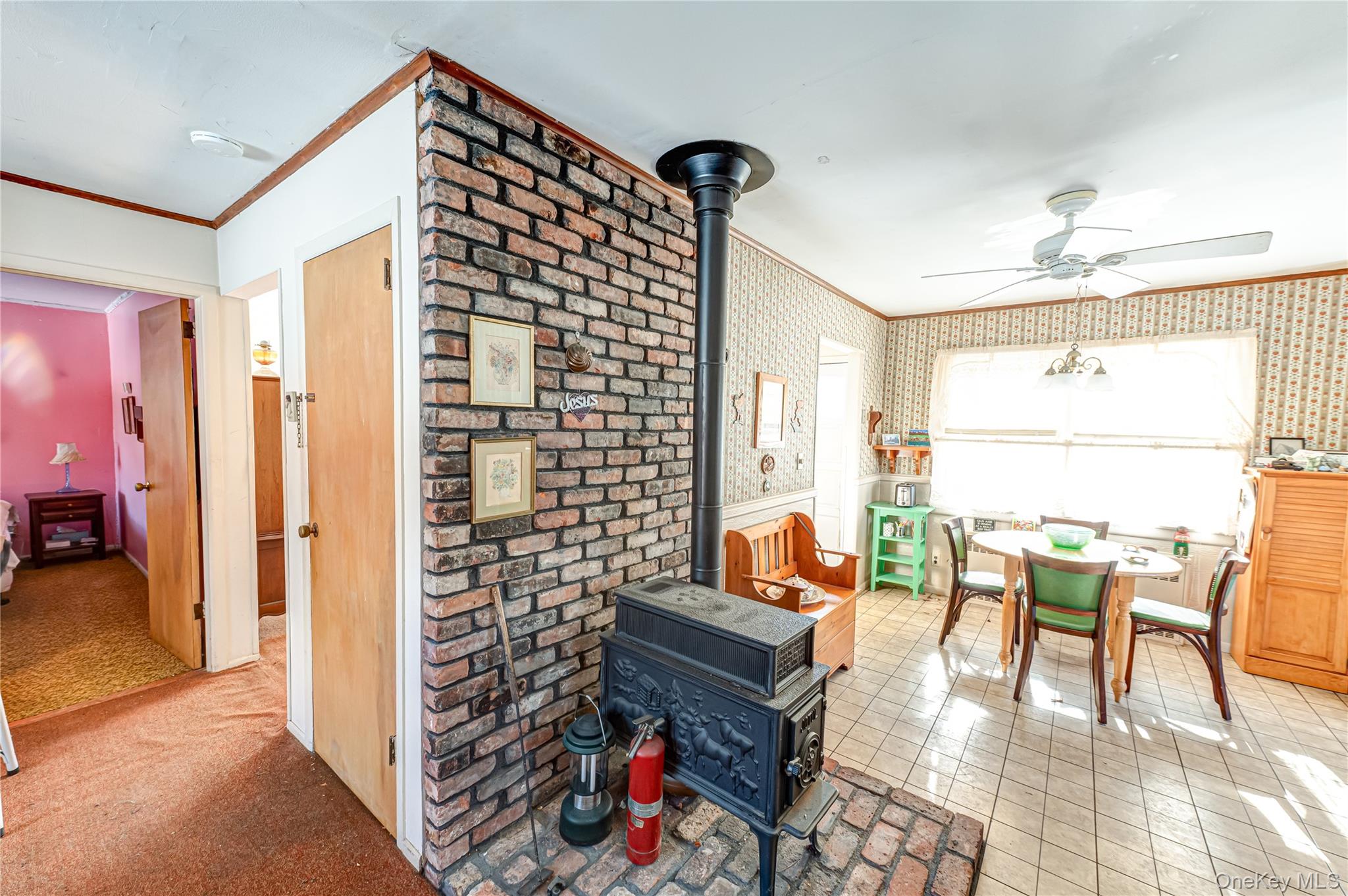 67 Edgewood Road West Islip, NY 11795 - Photo 18 of 29