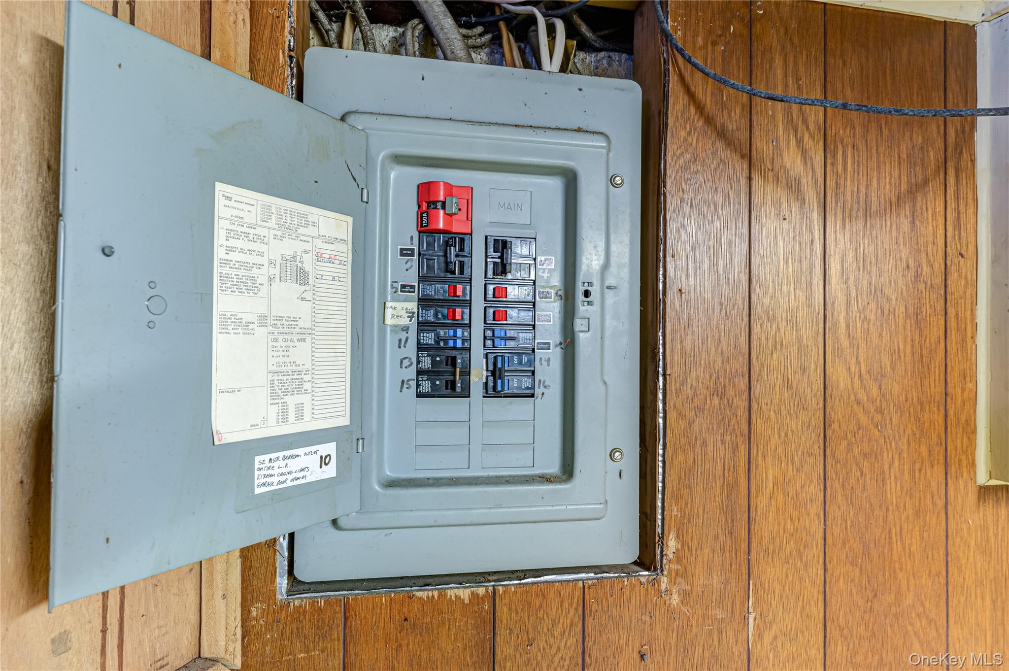 67 Edgewood Road West Islip, NY 11795 - Photo 21 of 29