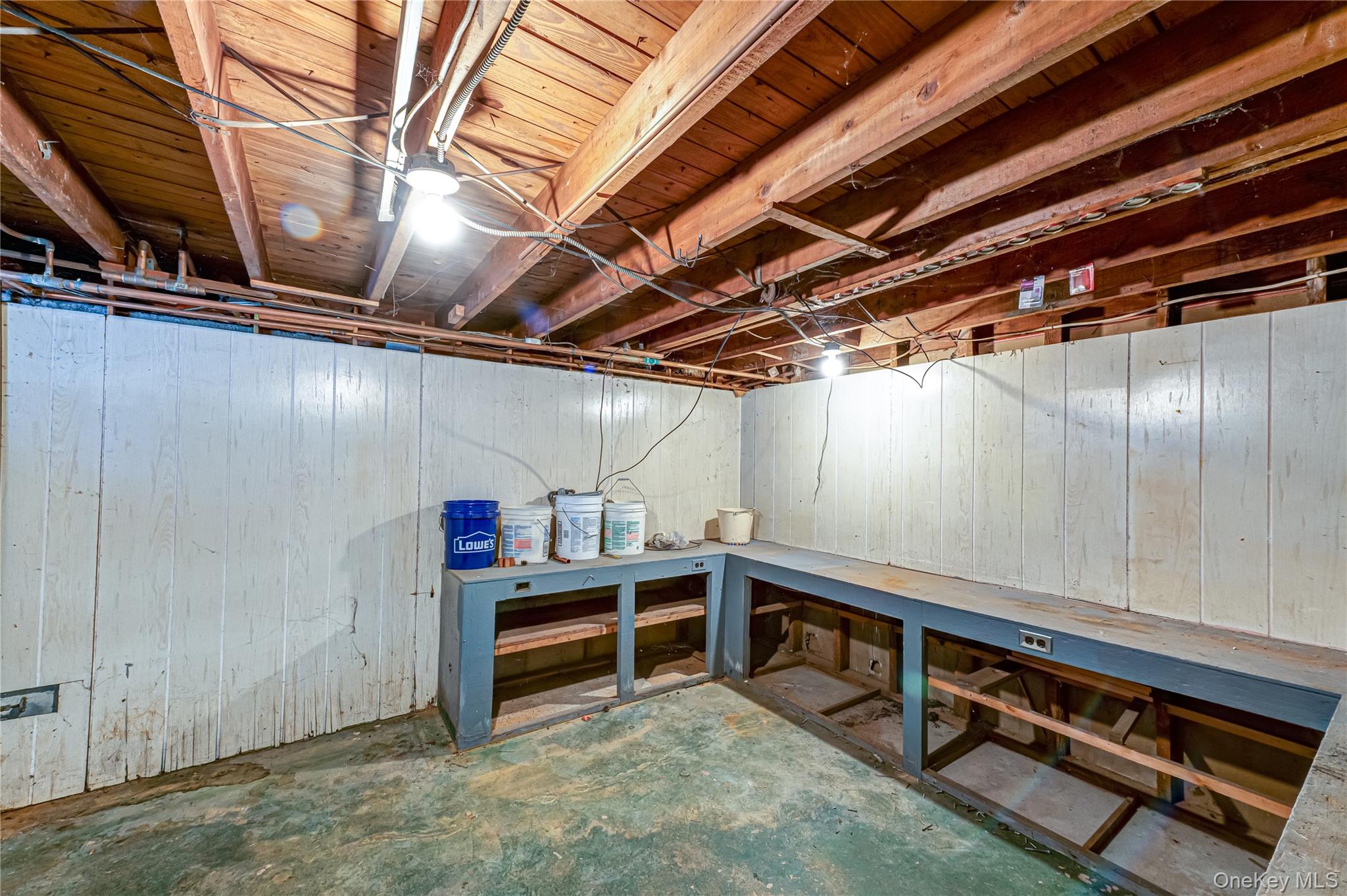 67 Edgewood Road West Islip, NY 11795 - Photo 22 of 29