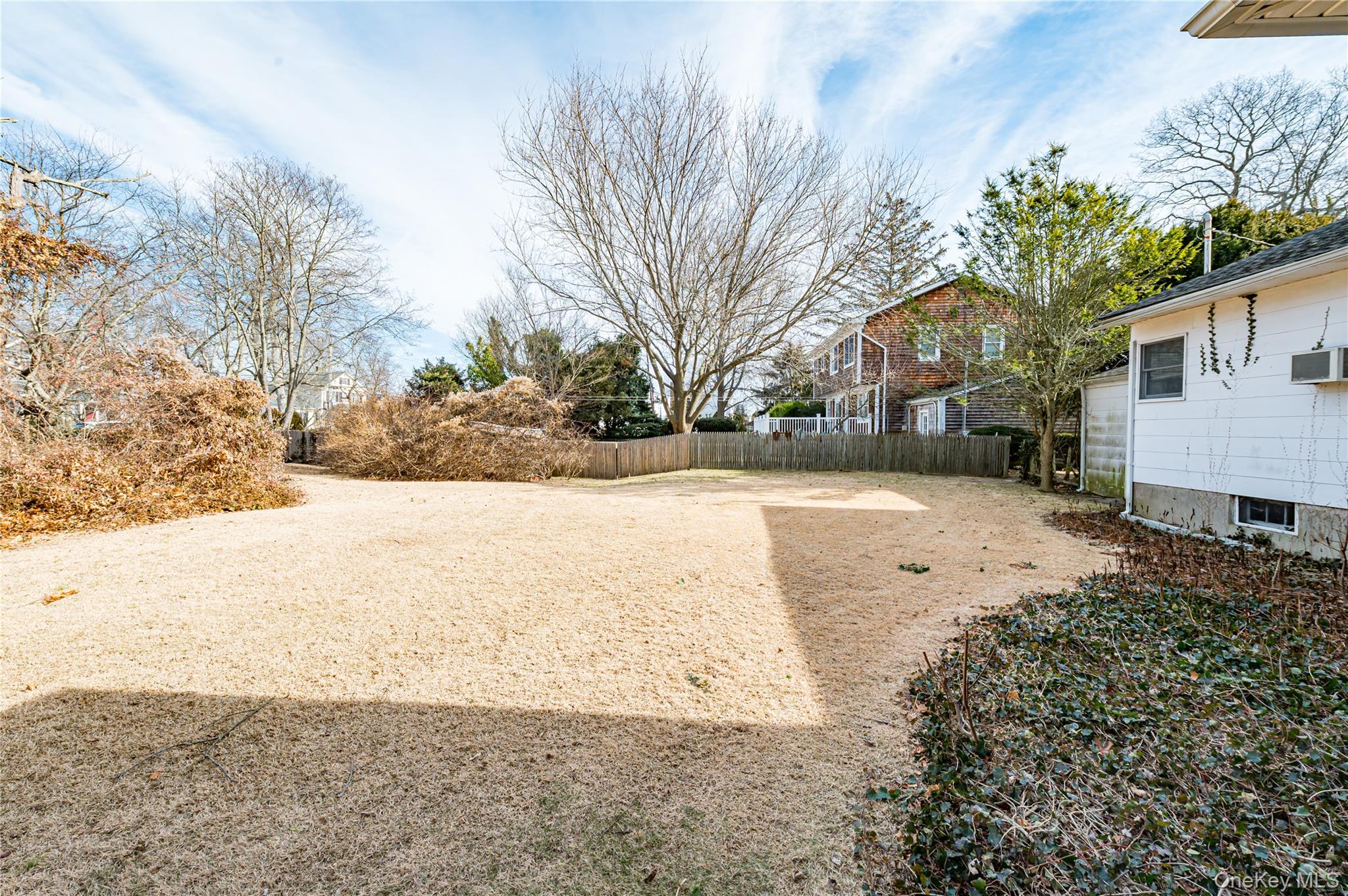 67 Edgewood Road West Islip, NY 11795 - Photo 26 of 29