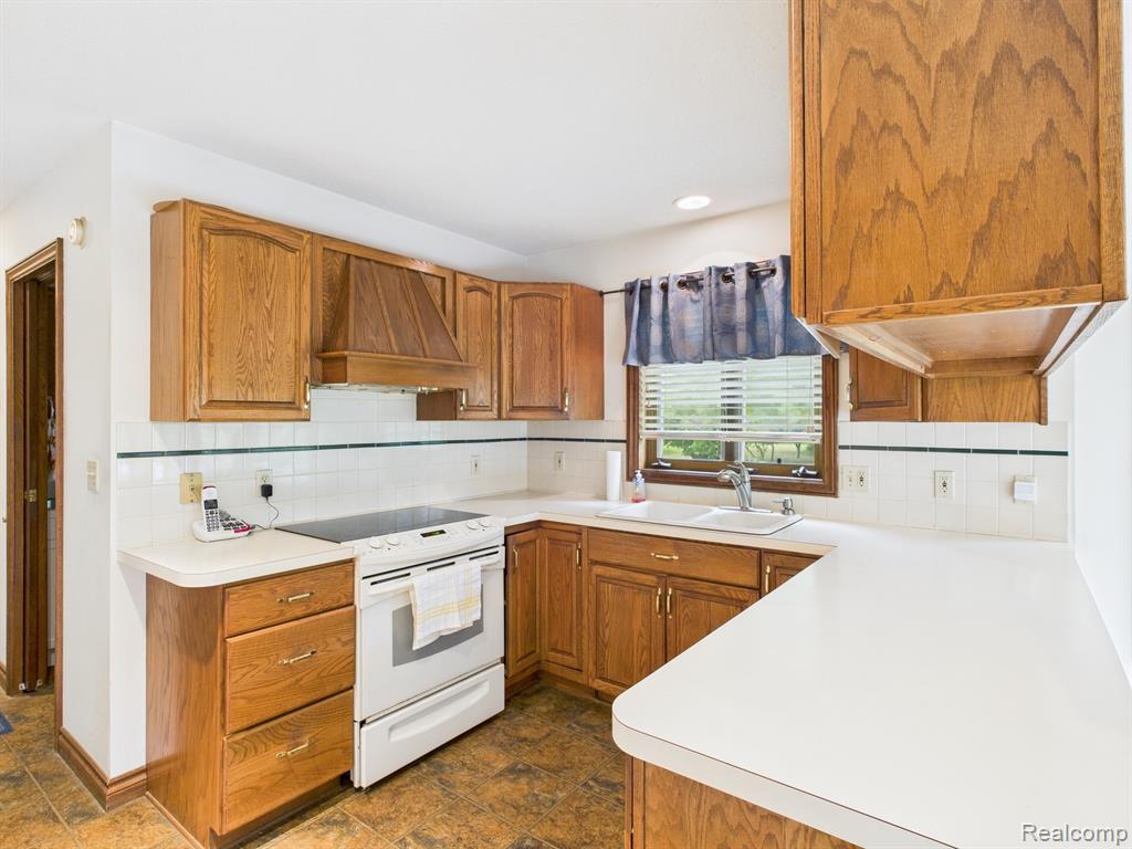 2843 North Branch Road North Branch, MI 48461 - Photo 23 of 58 Gallery Image 23