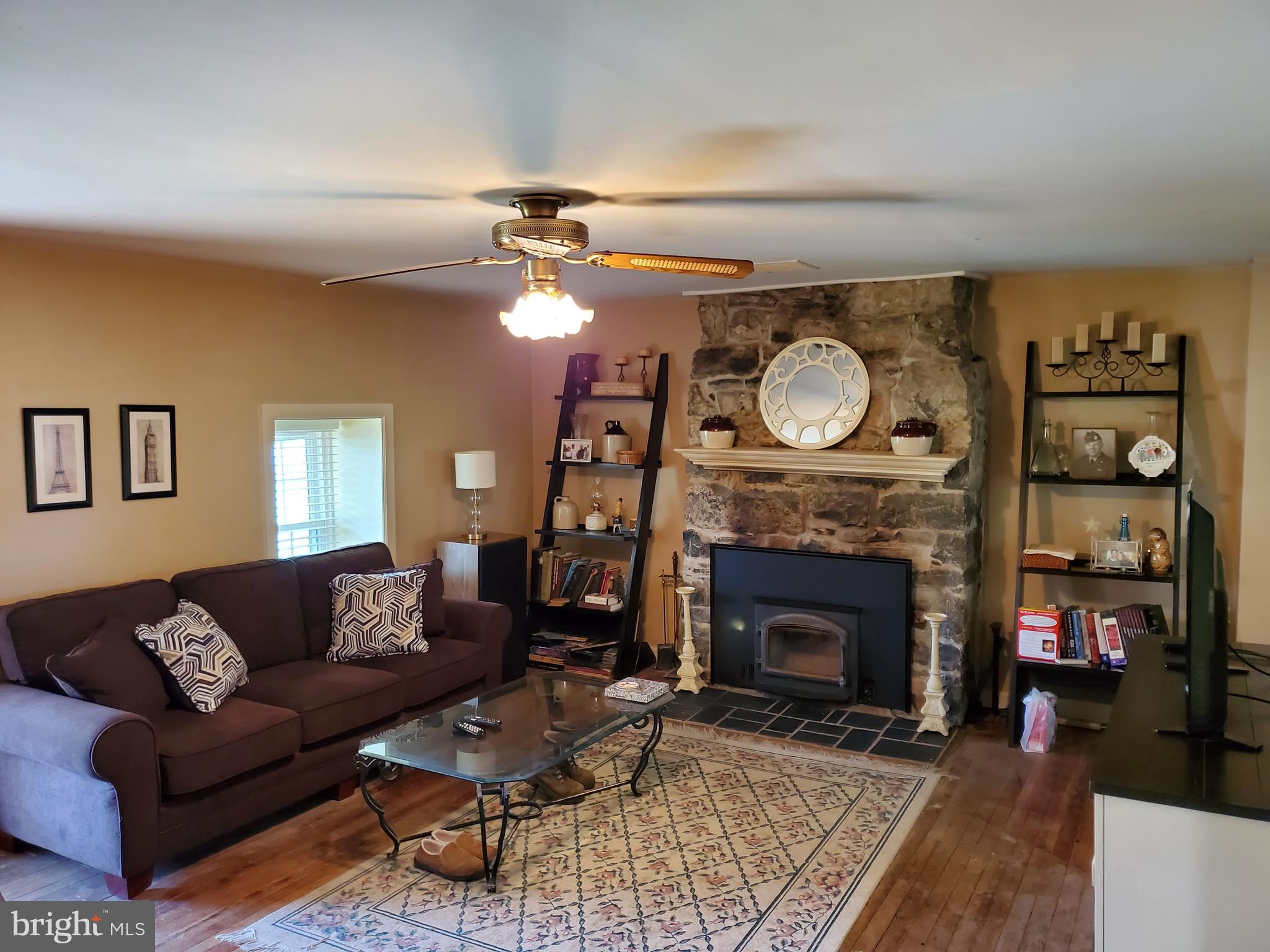 14911 Rufus Wilson Road Clear Spring, MD 21722 - Photo 3 of 36